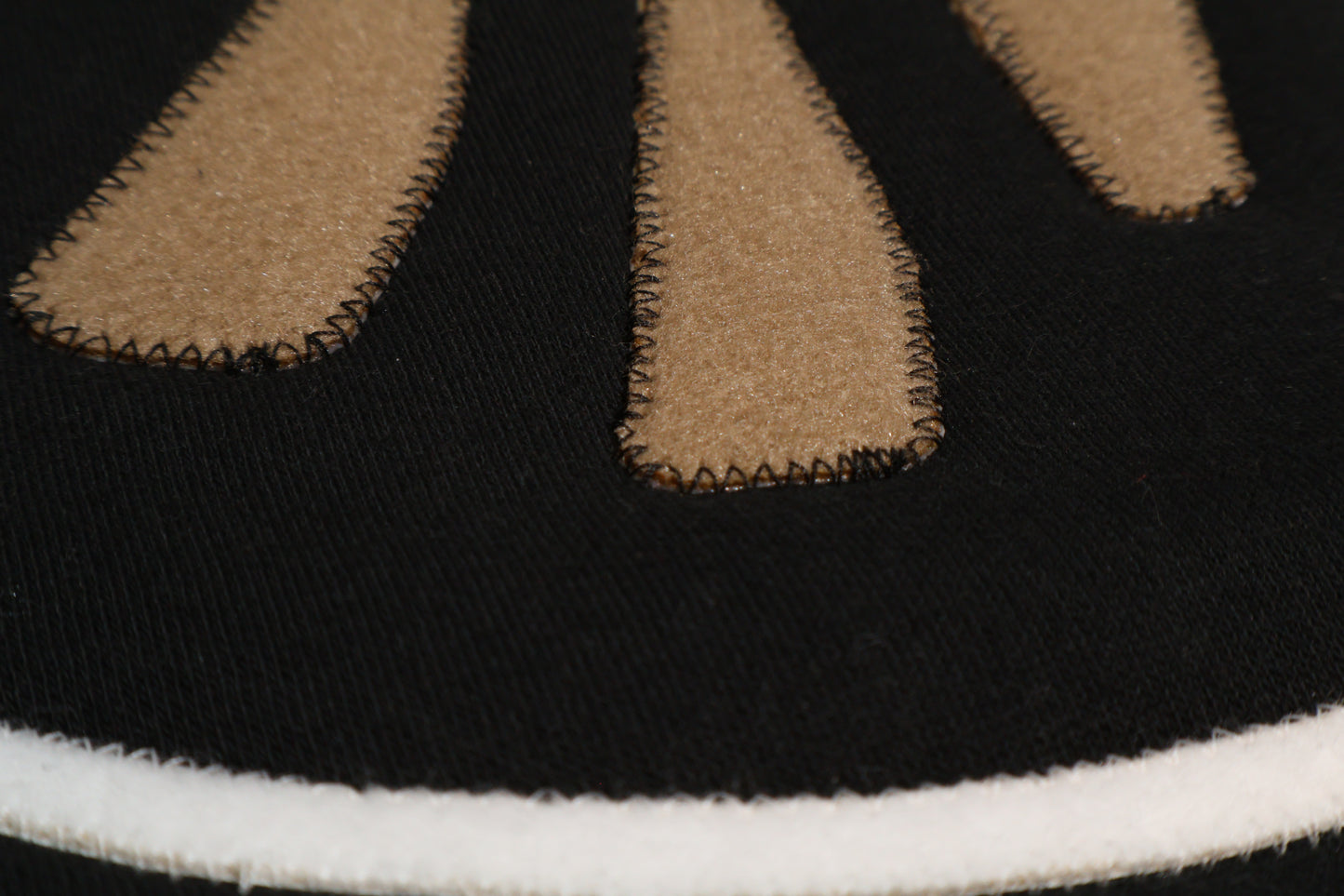 MISSTEP BLACK HOODIE FELT